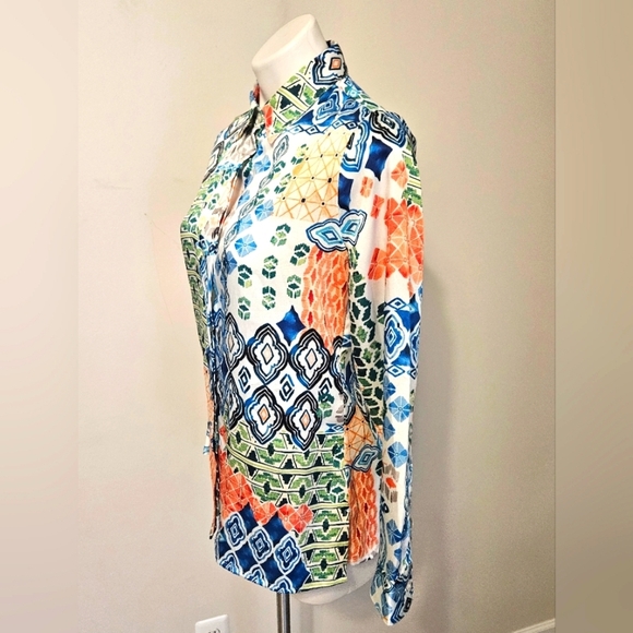 Chico's Colorful Geometric Print Button-Up Shirt EUC - Picture 3 of 7